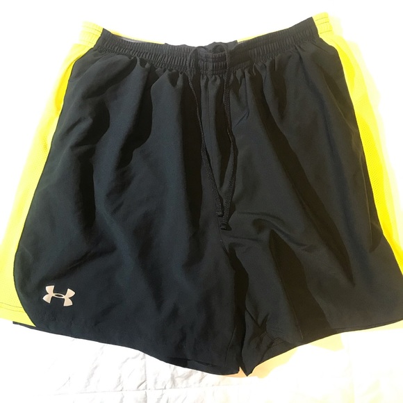 Under Armour running shorts( like new) - Picture 5 of 6